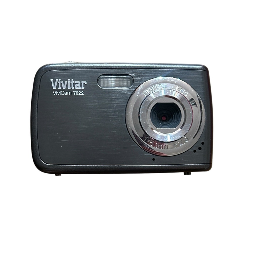Vivitar ViviCam 7022 7.1MP Digital Camera‎ - Black